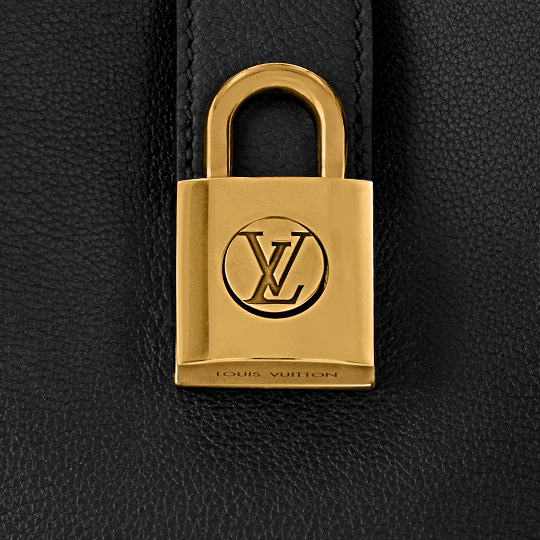 Low Key Shoulder Bag